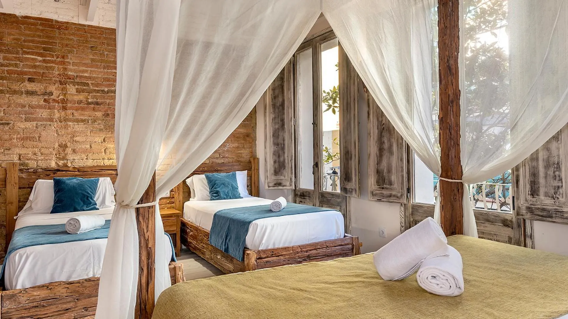 La Bodega Suites Οσπιταλέτ ντε Λιοβρεγάτ 0*,  Ισπανία